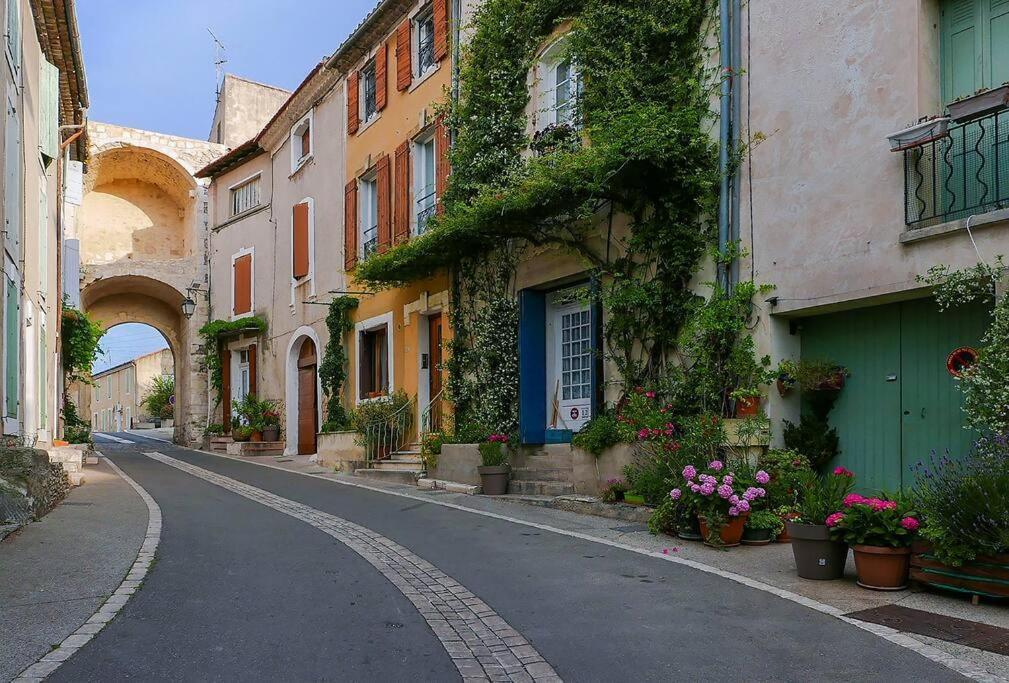 La Begude Des Alpilles Bed & Breakfast Orgon ภายนอก รูปภาพ