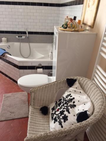 La Begude Des Alpilles Bed & Breakfast Orgon ภายนอก รูปภาพ